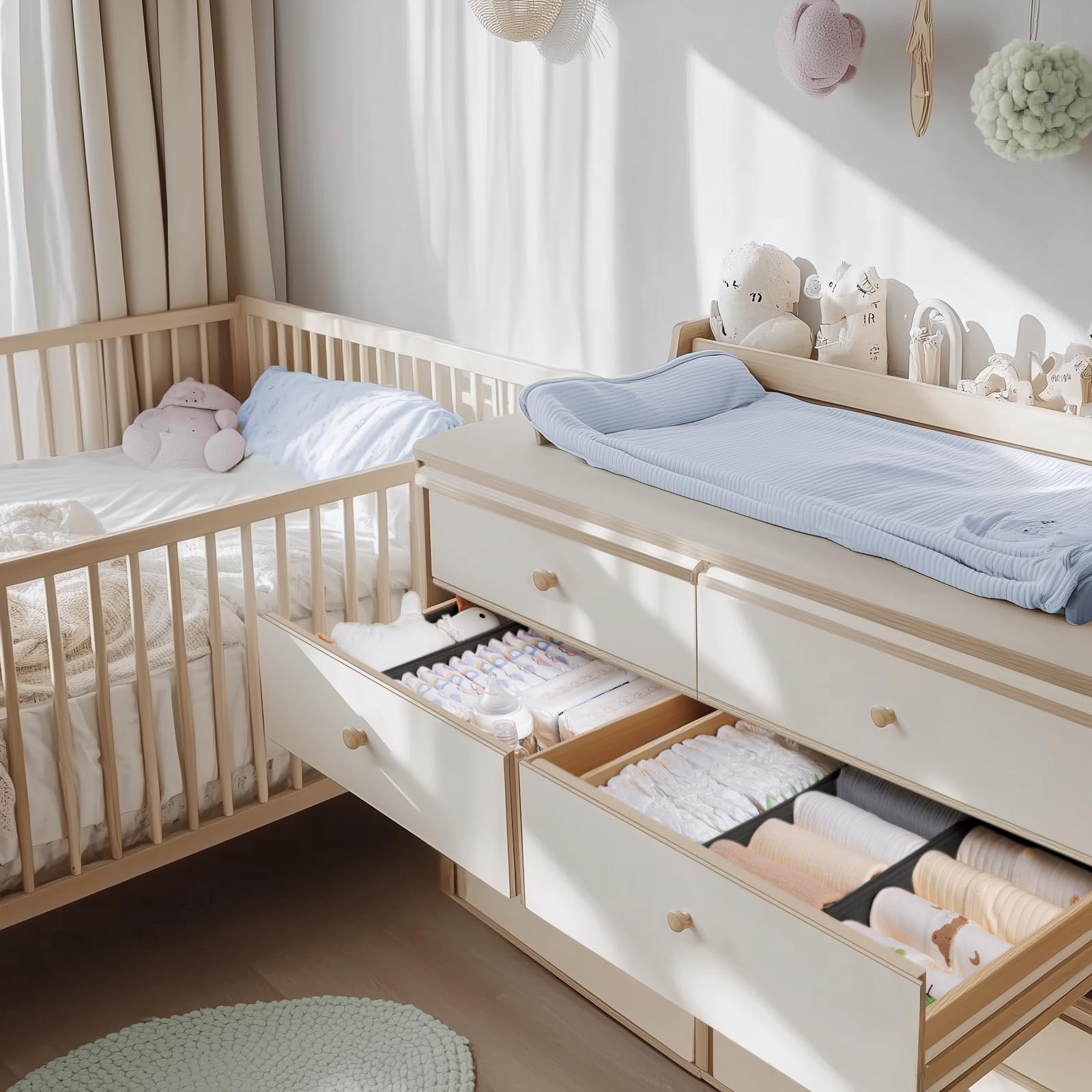 CLOTHING ORGANIZER