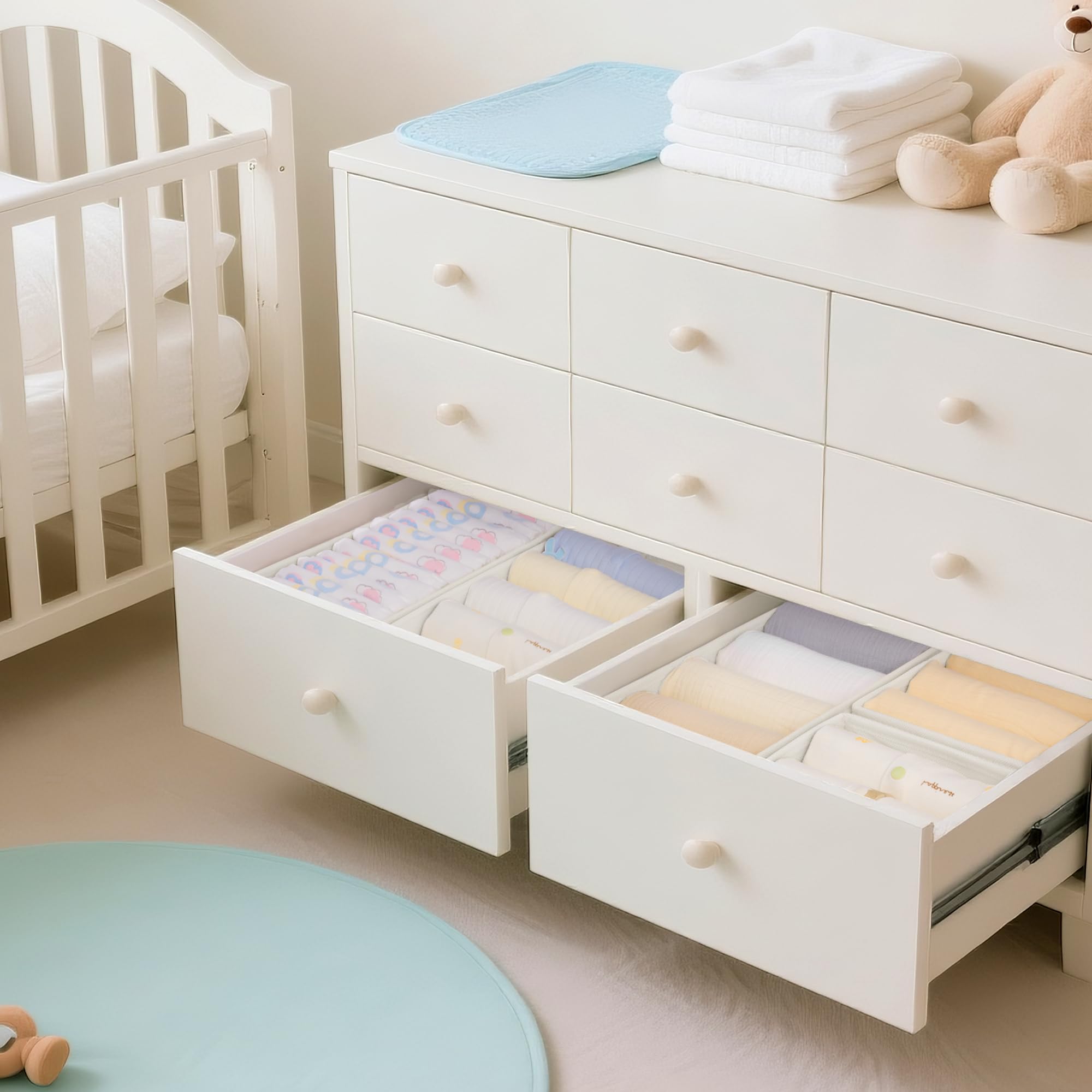 CLOTHING ORGANIZER