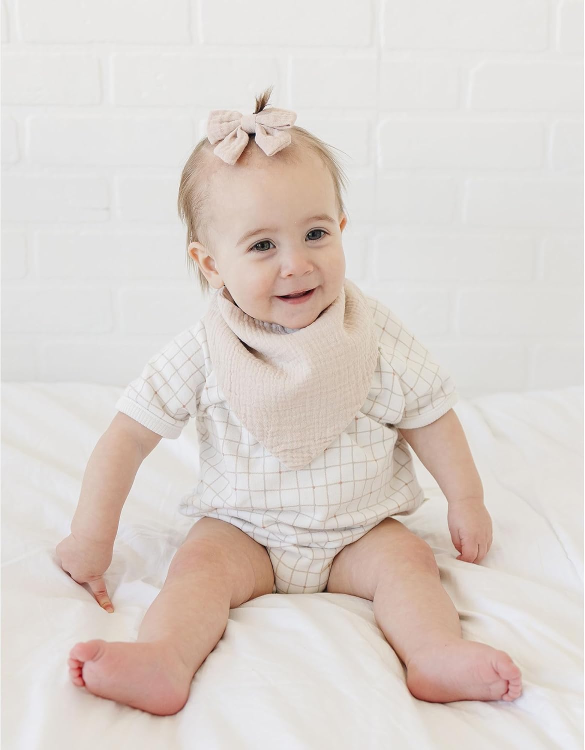 DROOL AND SPITUP BIBS (COTTON)